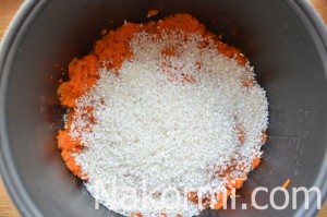 Тыквенная каша с рисом и молоком в мультиварке