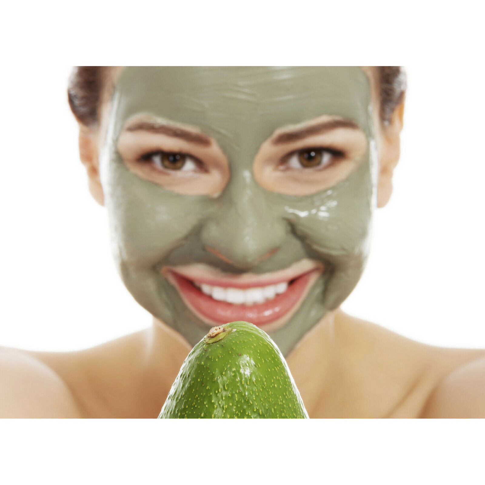 Маски для лица рейтинг 10. Маска для лица. Женщина в косметической маске. Девушка с маской на лице. Маска для лица/зеленая.